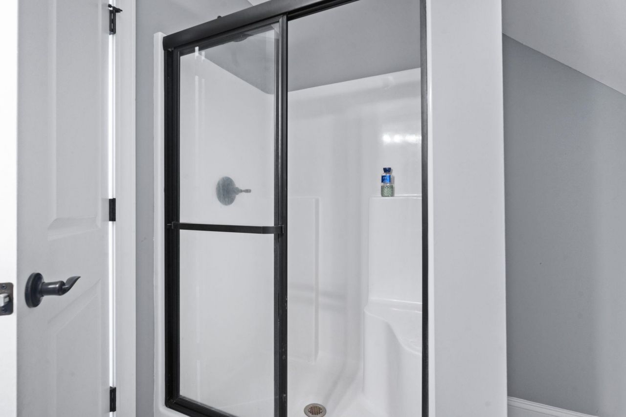 300 Purdue Ct.  Photo 22