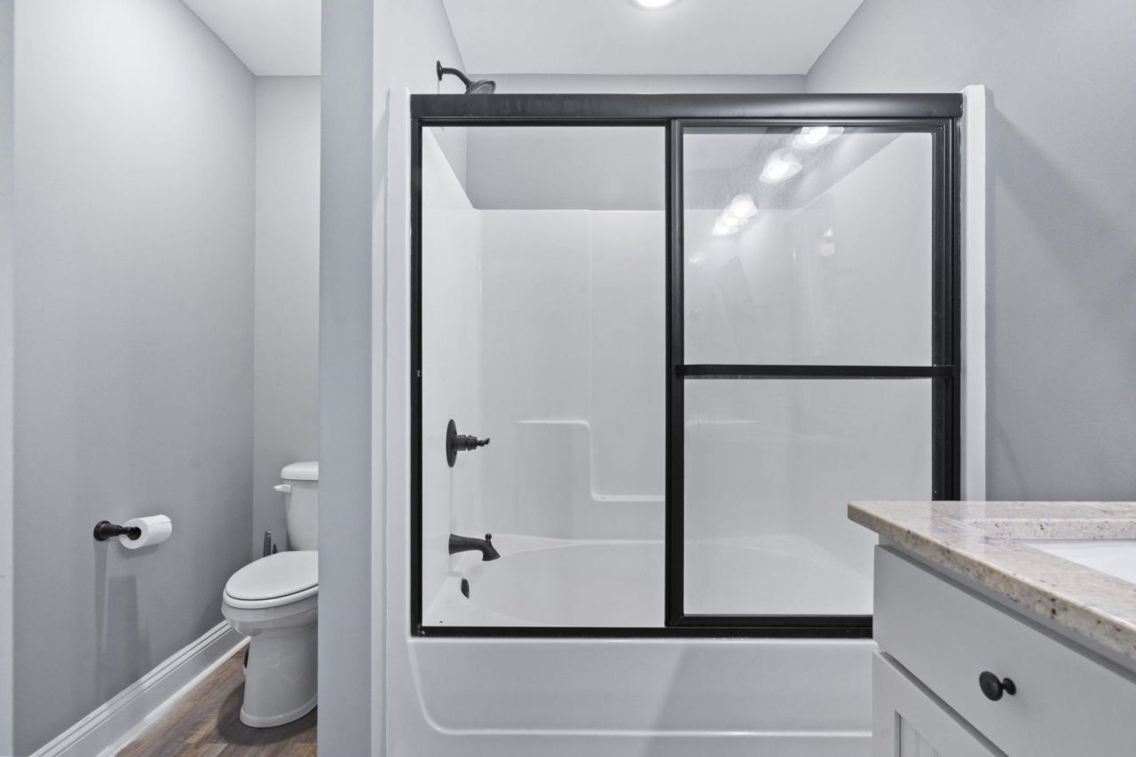 300 Purdue Ct.  Photo 23