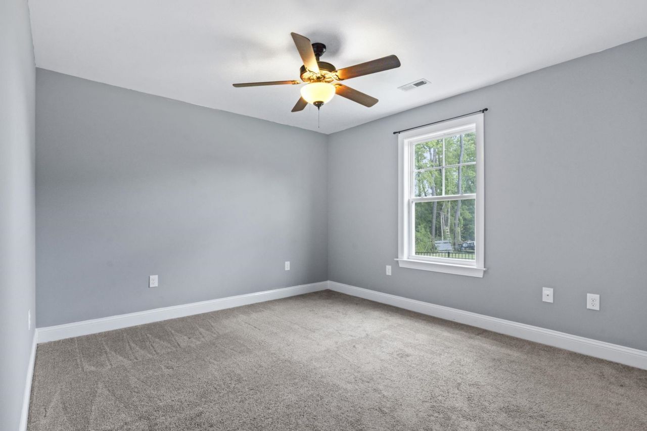 300 Purdue Ct.  Photo 31