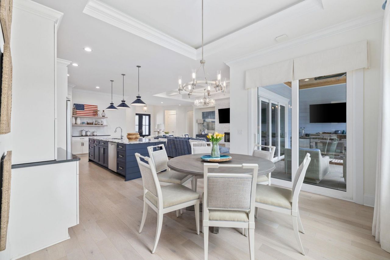 6025 Bolsena Place Photo 14