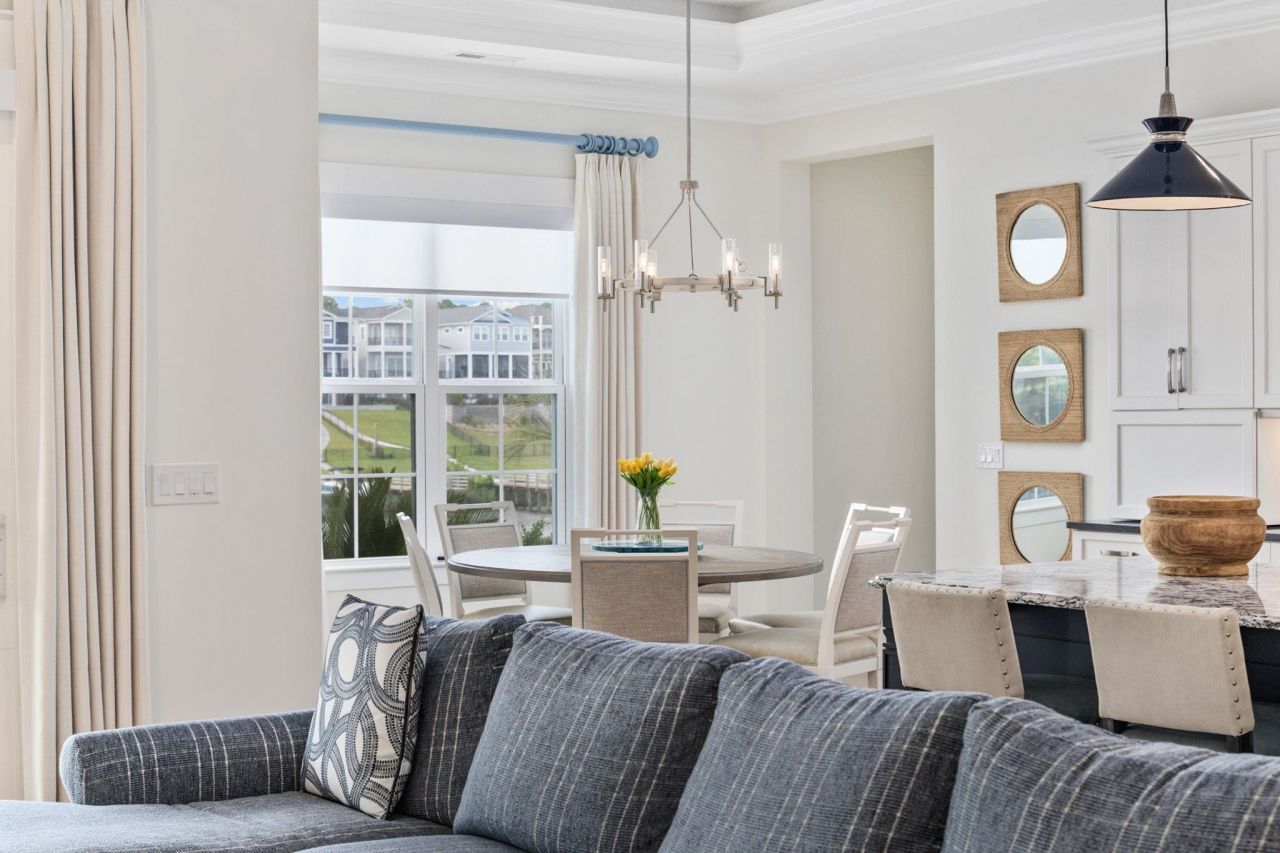 6025 Bolsena Place Photo 9