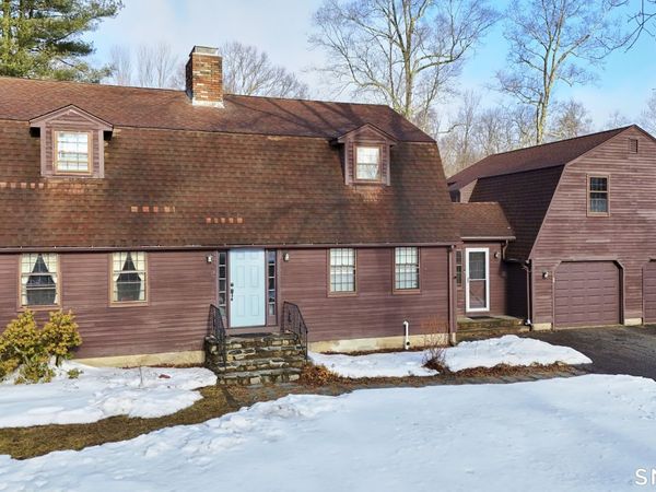 15 Haywardville, East Haddam, CT 06423