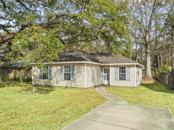 4165 DAUPHINE Street , Slidell, LA 70458
