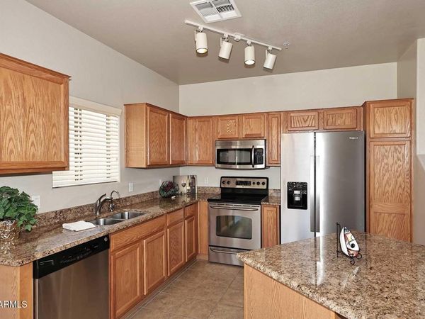 2727 N PRICE Road, Unit 41, Chandler, AZ 85224