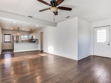 2837 Cherrywood Avenue, Dallas, TX 75235