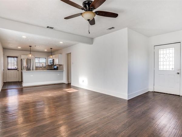 2837 Cherrywood Avenue, Dallas, TX 75235