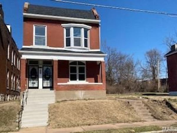 5331 Ridge Avenue , St Louis, MO 63112