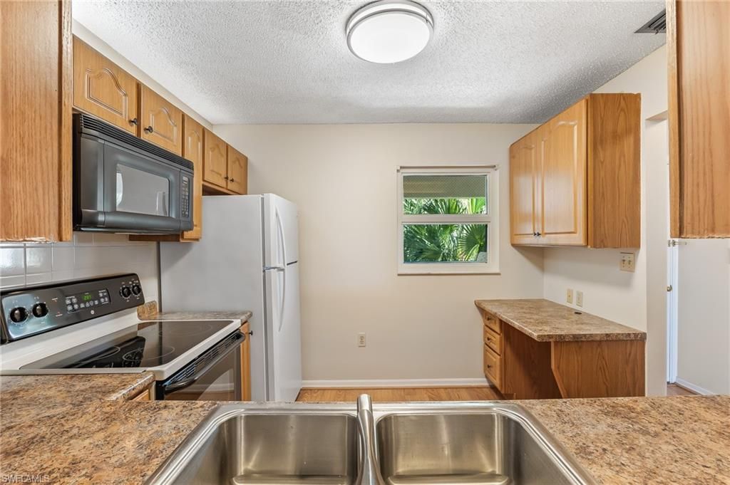 17156 Ravens Roost, Unit 11, Fort Myers, FL 33908 Photo