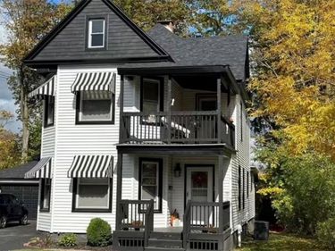 26 Paris Road, New Hartford, NY 13413