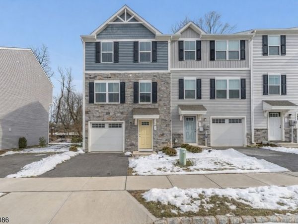 13 Limestone Blvd, Washington, NJ 07882