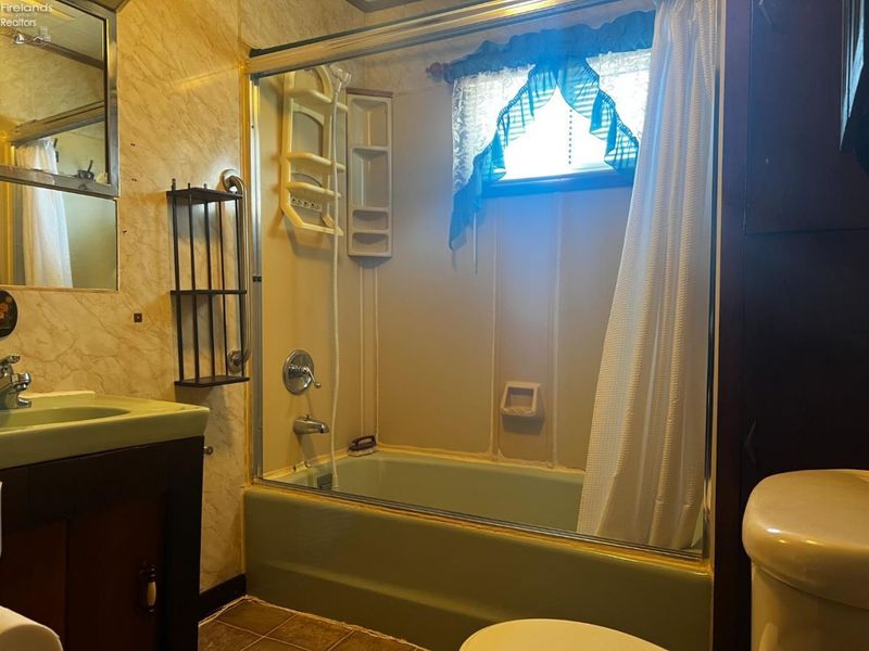 284 Gibbs Road, Norwalk, OH 44857 Photo 24