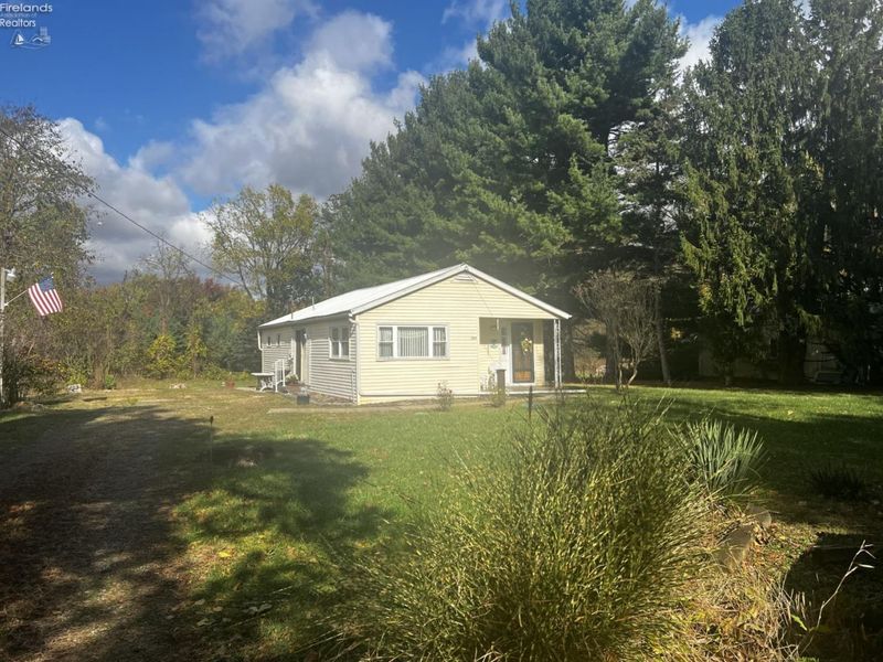 284 Gibbs Road, Norwalk, OH 44857 Photo 3