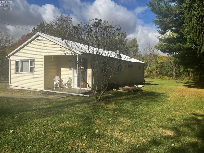 284 Gibbs Road, Norwalk, OH 44857 Photo 6