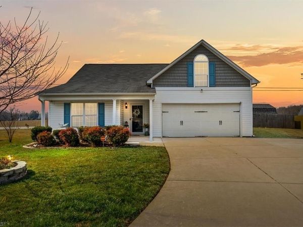 6956 Texas Boulevard , Thomasville, NC 27360