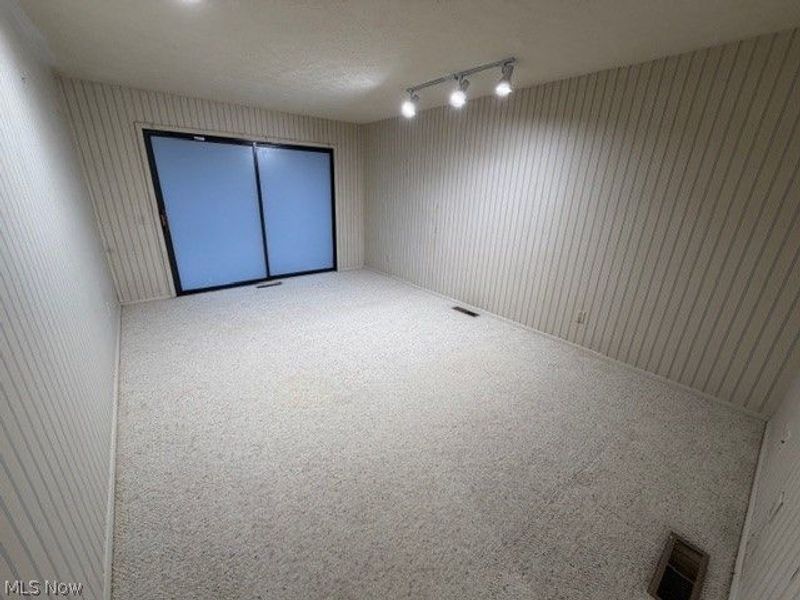 18238 Glencreek Lane, Strongsville, OH 44136 Photo 12