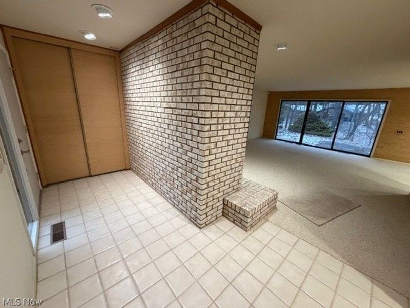 18238 Glencreek Lane, Strongsville, OH 44136 Photo 5