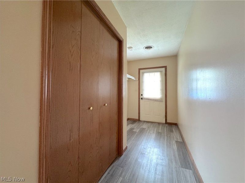 18066 Hillcrest Drive, Lake Milton, OH 44429 Photo 23