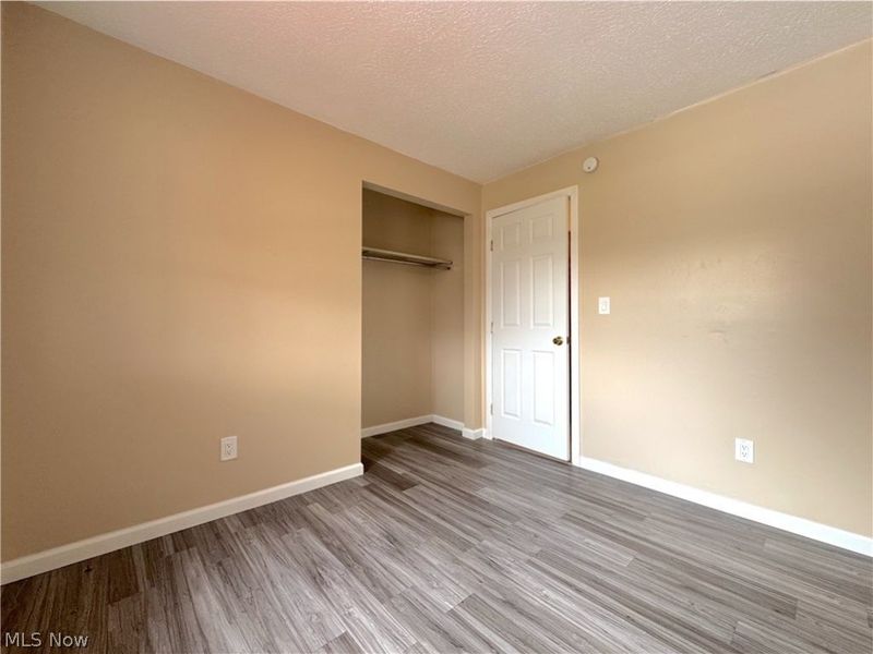 18066 Hillcrest Drive, Lake Milton, OH 44429 Photo 27