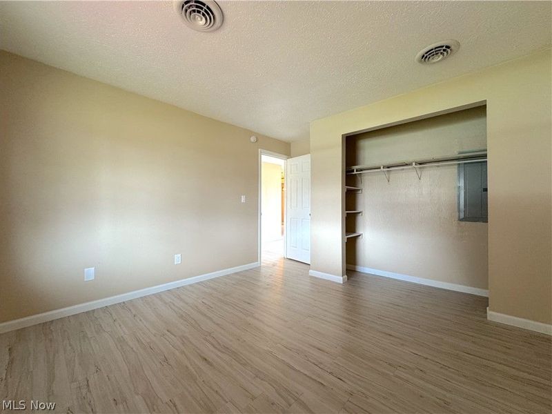 18066 Hillcrest Drive, Lake Milton, OH 44429 Photo 29