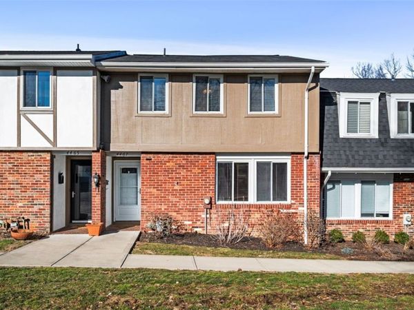4467 Laurel Oak Dr, Allison Park, PA 15101