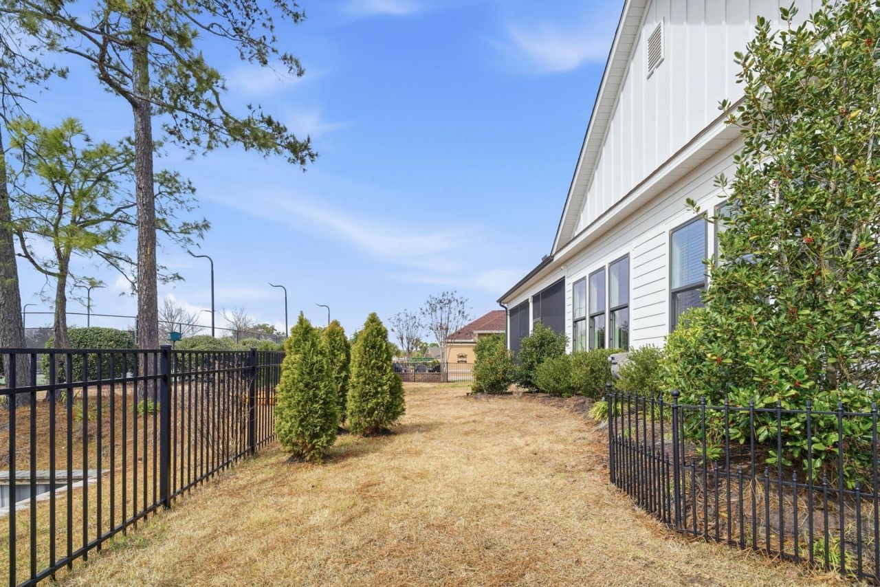 8304 Juxa Dr. Photo 44