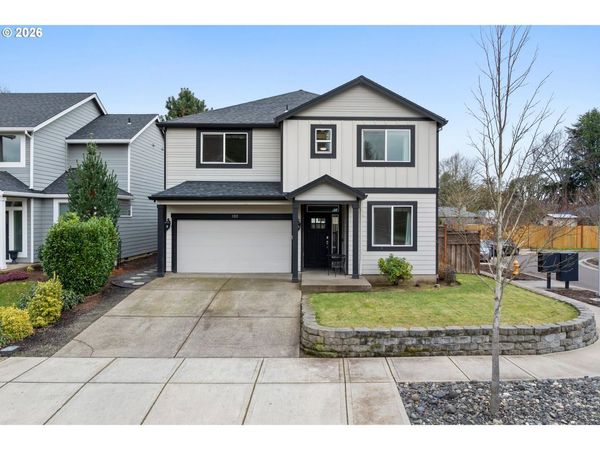 102 N 35TH PL, Cornelius, OR 97113