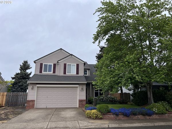 1224 SE 16TH AVE, Canby, OR 97013