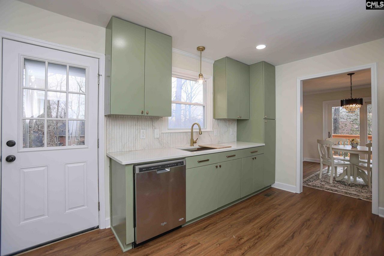 1832 Woodvalley Drive Photo 12