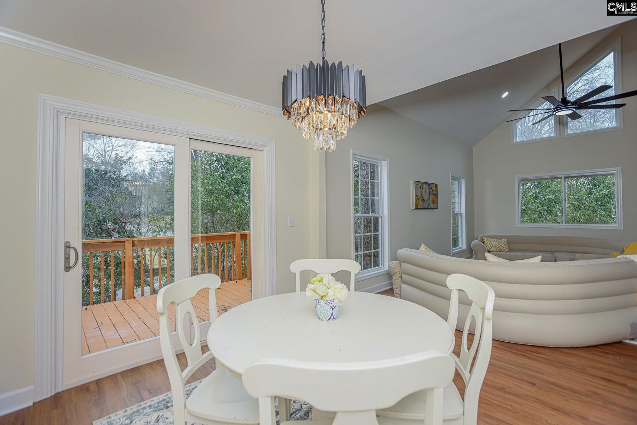 1832 Woodvalley Drive Photo 17