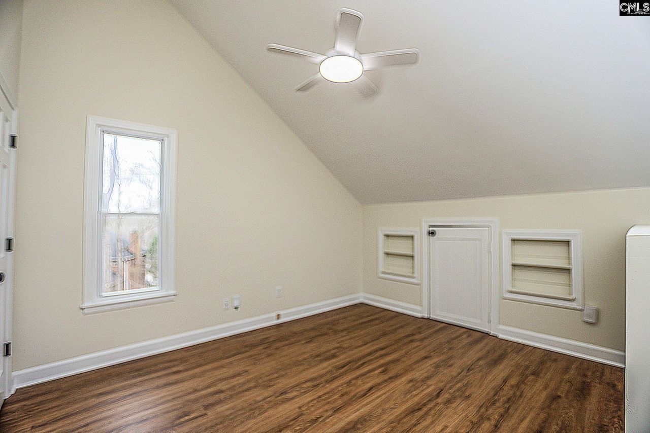 1832 Woodvalley Drive Photo 27