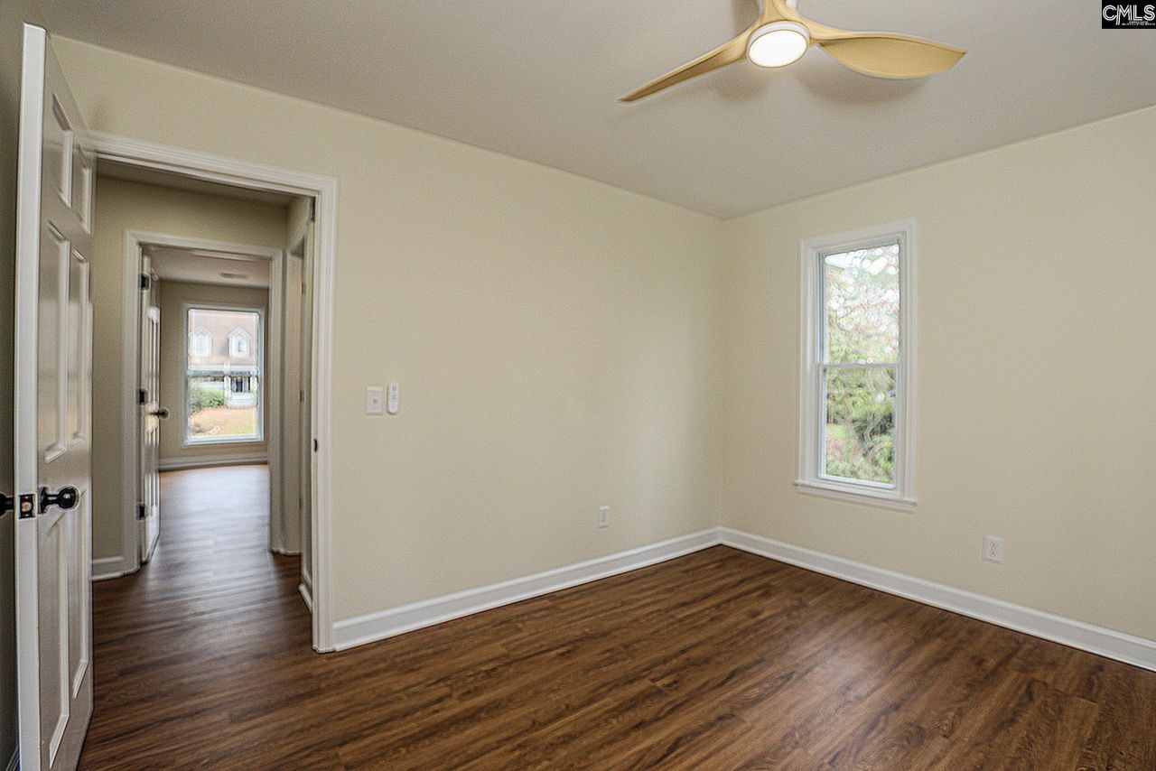 1832 Woodvalley Drive Photo 32