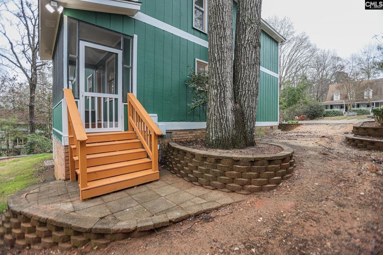 1832 Woodvalley Drive Photo 39