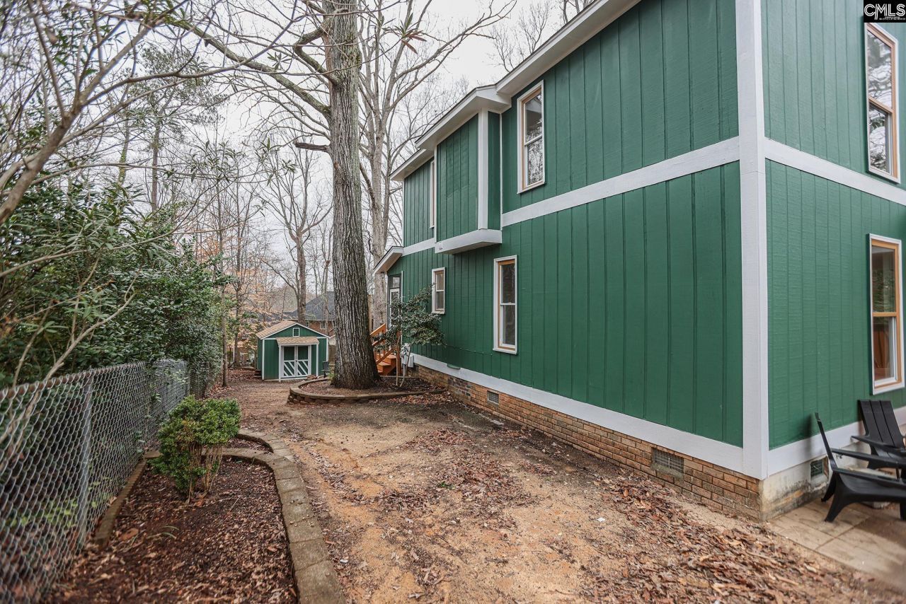 1832 Woodvalley Drive Photo 4