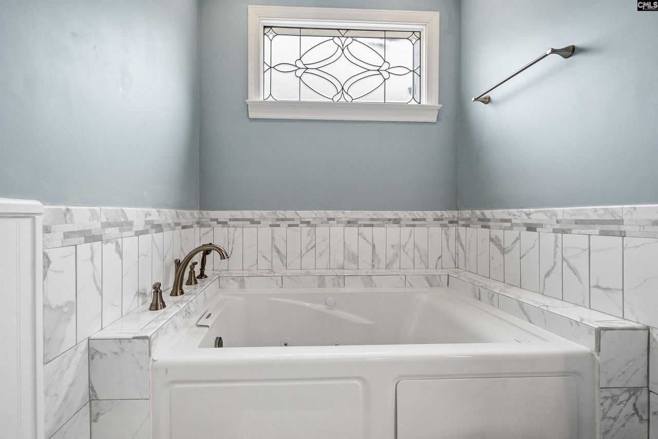 109 Saluda View Court  Photo 26