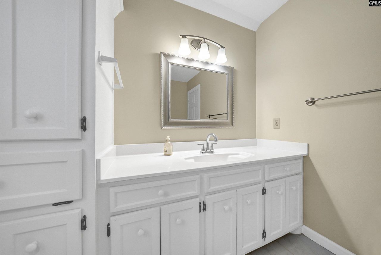 109 Saluda View Court  Photo 51