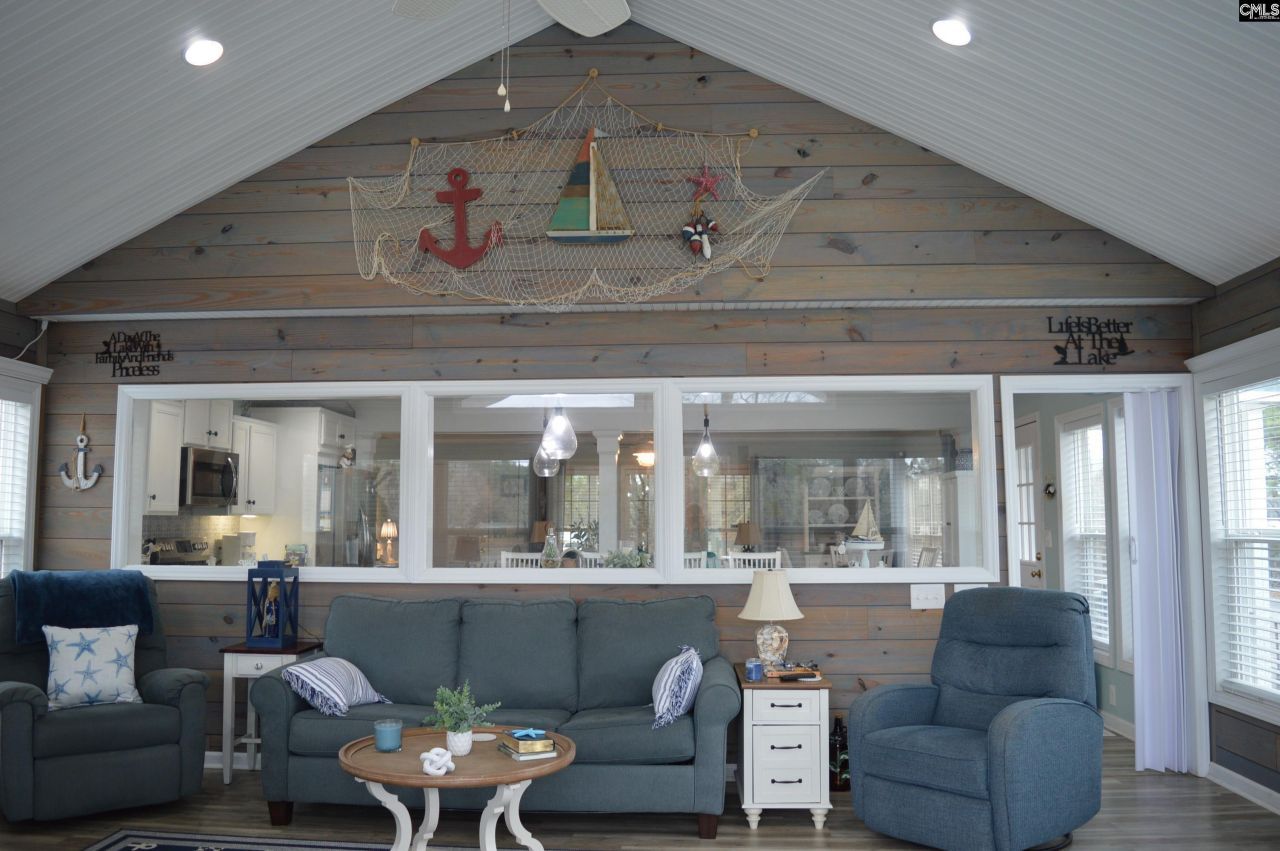 314 Morninglow Drive  Photo 13