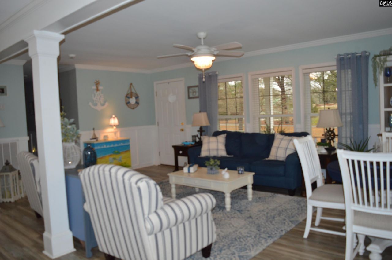 314 Morninglow Drive  Photo 5