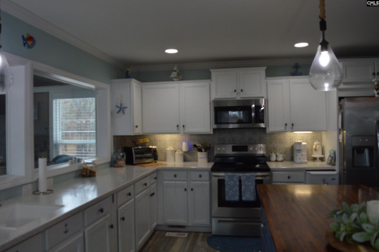 314 Morninglow Drive  Photo 9