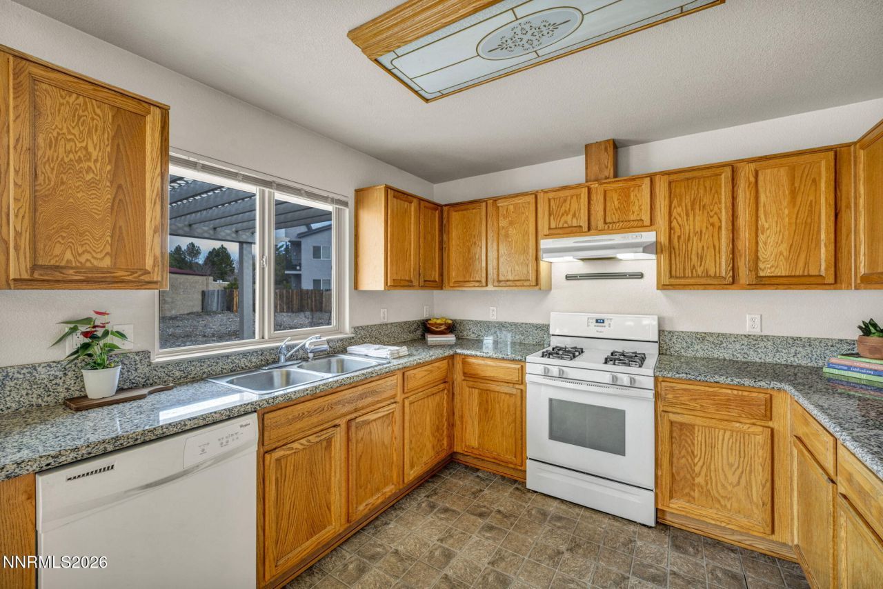 802 Tonka Lane, Carson City, NV 89701 Photo