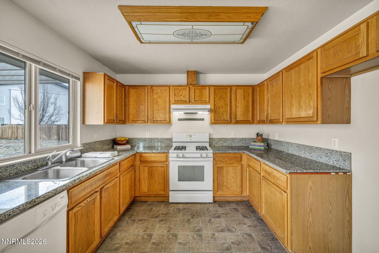 802 Tonka Lane, Carson City, NV 89701 Photo