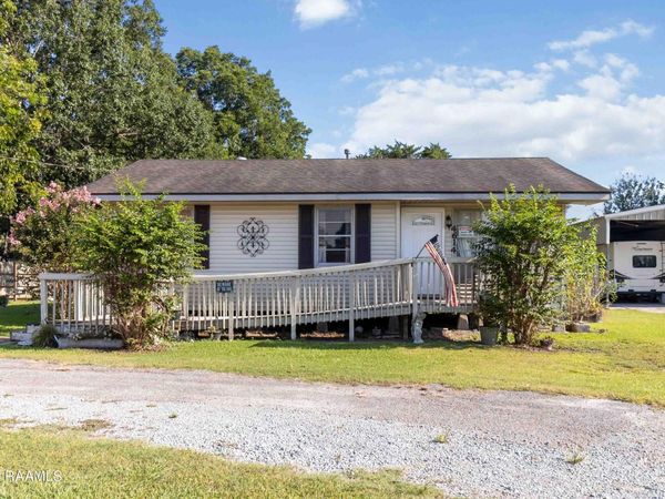 4614 Coteau Road , New Iberia, LA 70560