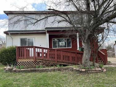 151 W Sheffield Avenue, Pontiac, MI 48340