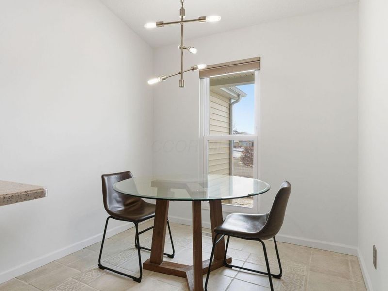 8652 Westpoint Drive, Galloway, OH 43119 Photo 16