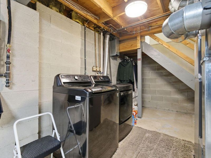 8652 Westpoint Drive, Galloway, OH 43119 Photo 36