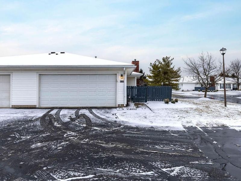 8378 Greyhawk Circle, Columbus, OH 43240 Photo 30