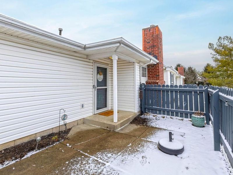 8378 Greyhawk Circle, Columbus, OH 43240 Photo 31