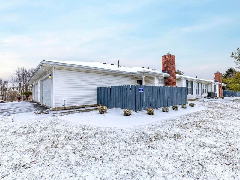 8378 Greyhawk Circle, Columbus, OH 43240 Photo 33