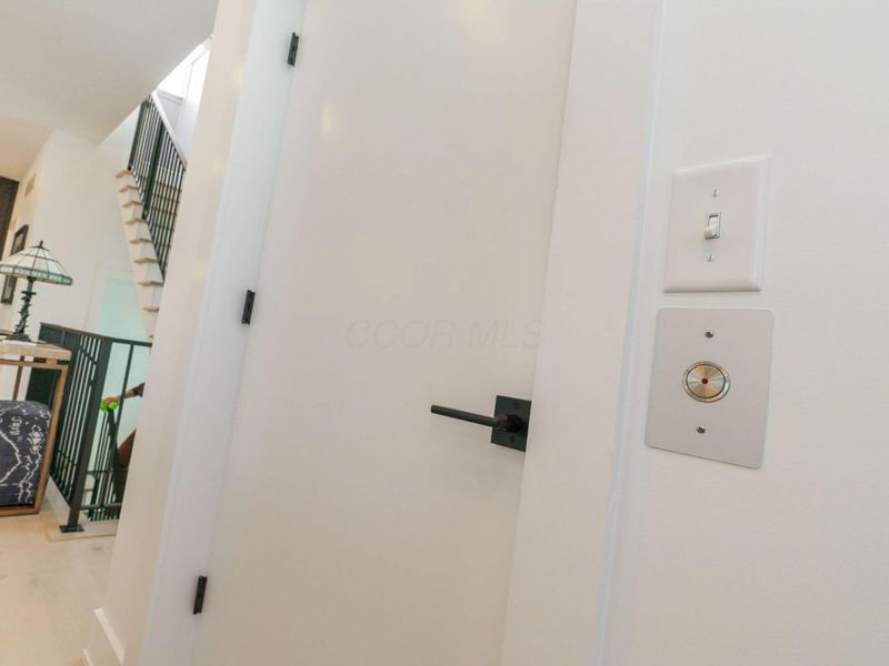 564 Lathrop Street , Columbus, OH 43206 Photo 33