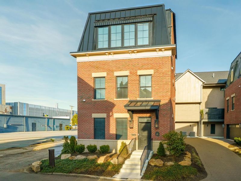 564 Lathrop Street , Columbus, OH 43206 Photo 9