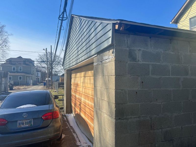 915 Old Leonard Avenue , Columbus, OH 43203 Photo 4